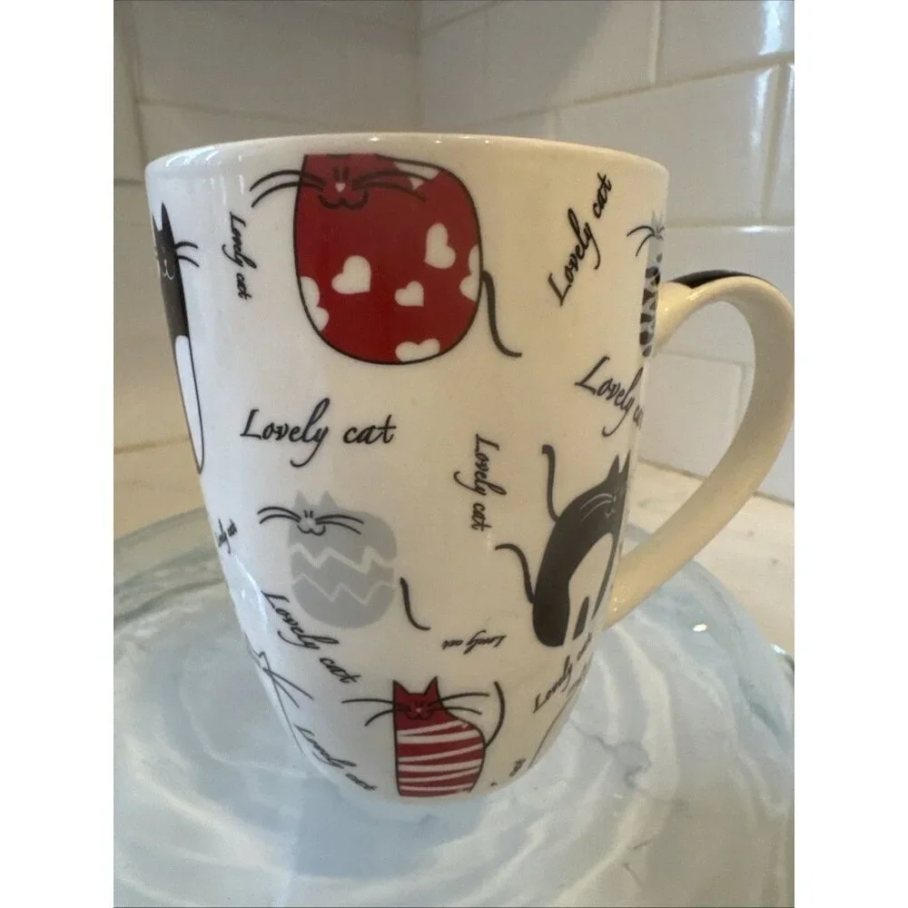 COLLECTIBLE 10 OZ MUG / 